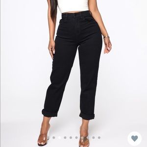 Fashion Nova high waisted boyfriend jeans